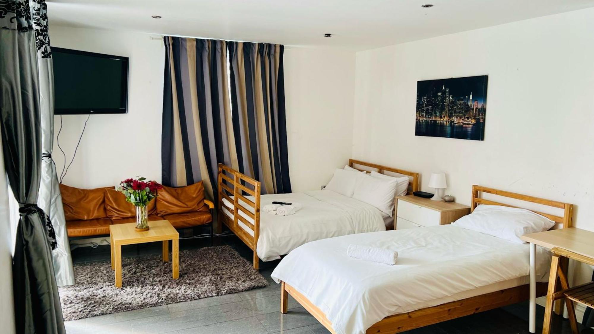 City View Sunset Luxurious Apartment In London Zone-1 Including One Family Twin Room With Its Own Stunning Private Terrace Eksteriør billede